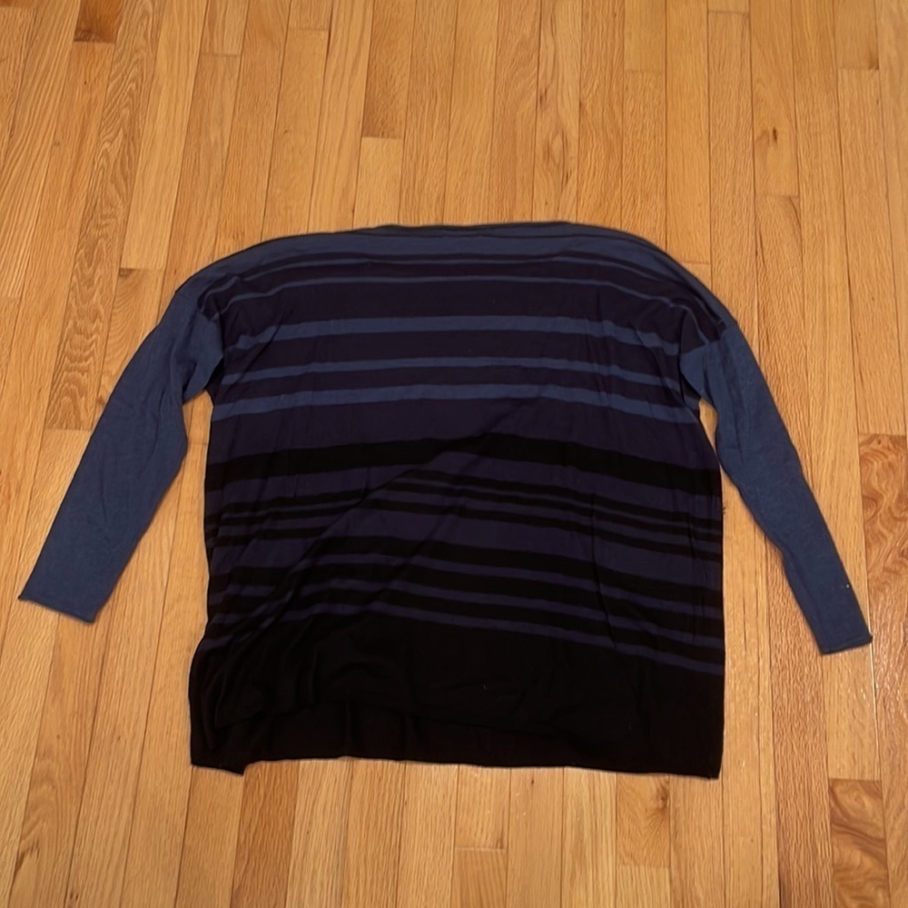 WOMEN’S Vince Sweater Blue Size Small - Picture 3 of 6